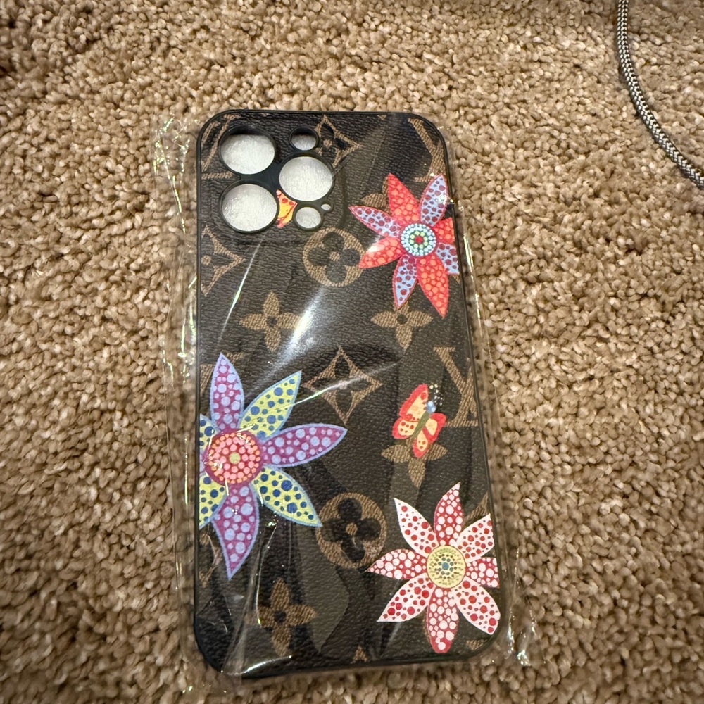 Floral Pattern Phone Case - Black